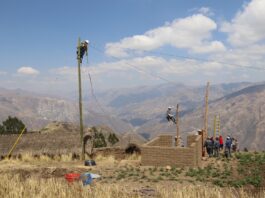 ENDE construirá 8.190 km de líneas eléctricas con el Programa de Electrificación Rural III