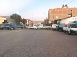 Hay bloqueos en Oruro y Sucre por la escasez del diésel