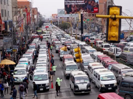 Cuatro sectores del transporte rechazan eliminar la subvención de la gasolina y diésel